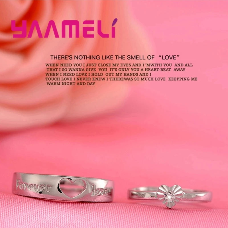 Um conjunto de casal Bague Lover Melhores presentes Prata Círculo Oco Coração Anel para Mulheres Homens Acessórios de casamento Anéis de cristal Jóias